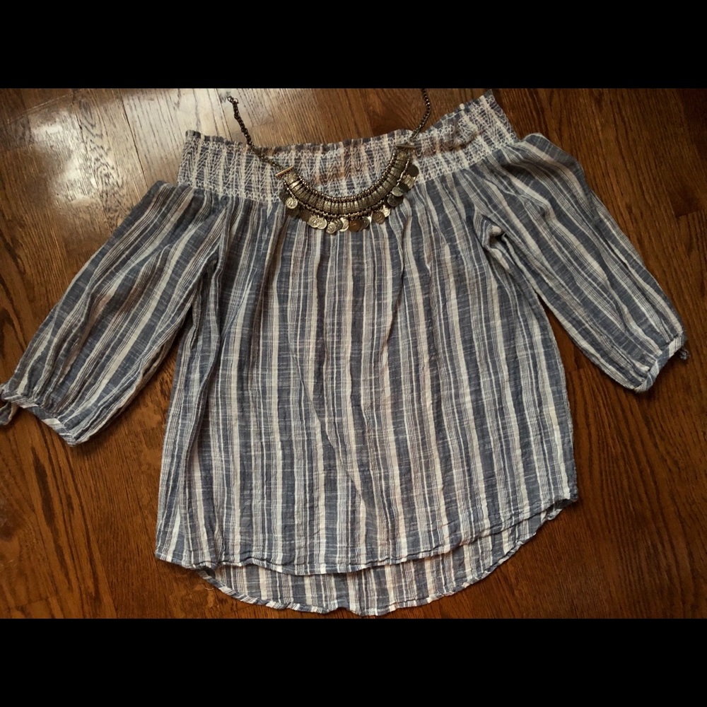 SW New York off the shoulder top